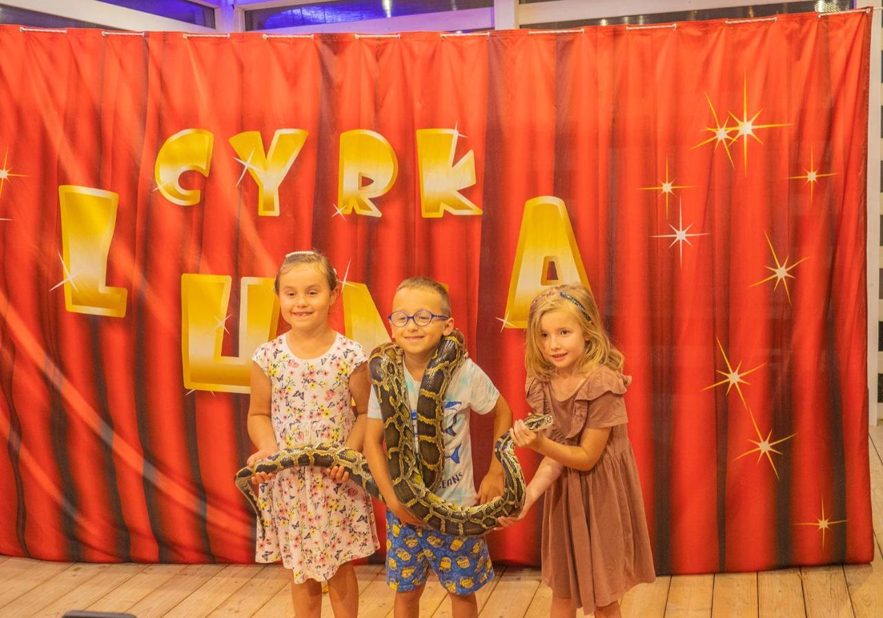 Morska Przystan Darlowko Εξωτερικό φωτογραφία